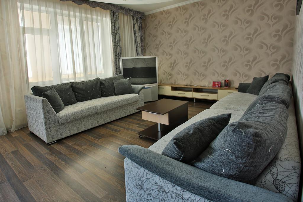 Golden Dragon Aparthotel Bishkek Quarto foto
