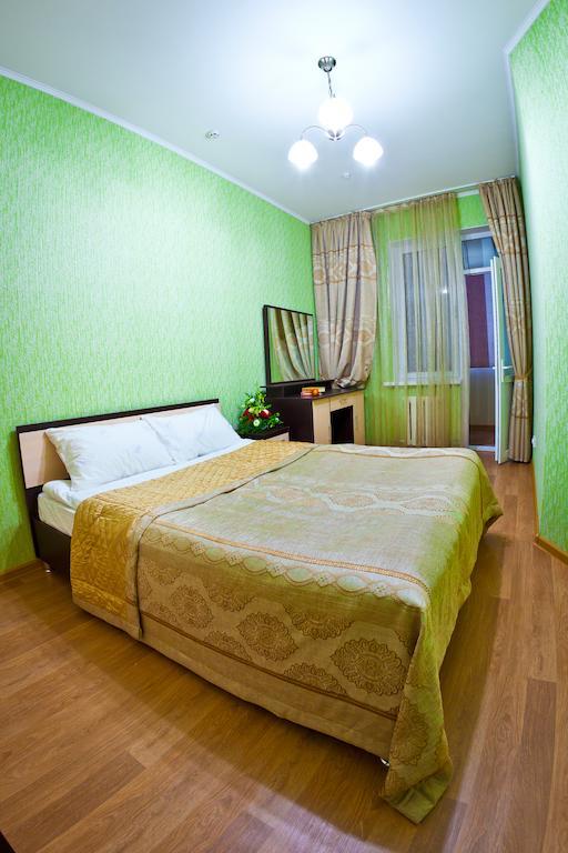 Golden Dragon Aparthotel Bishkek Exterior foto
