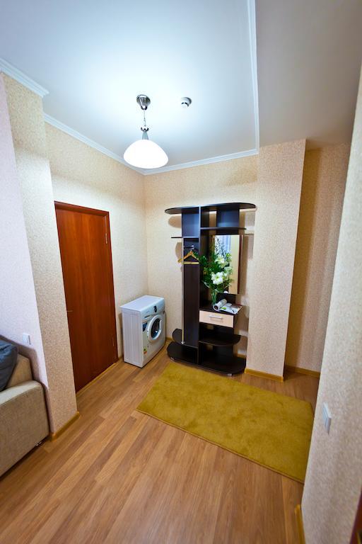 Golden Dragon Aparthotel Bishkek Exterior foto